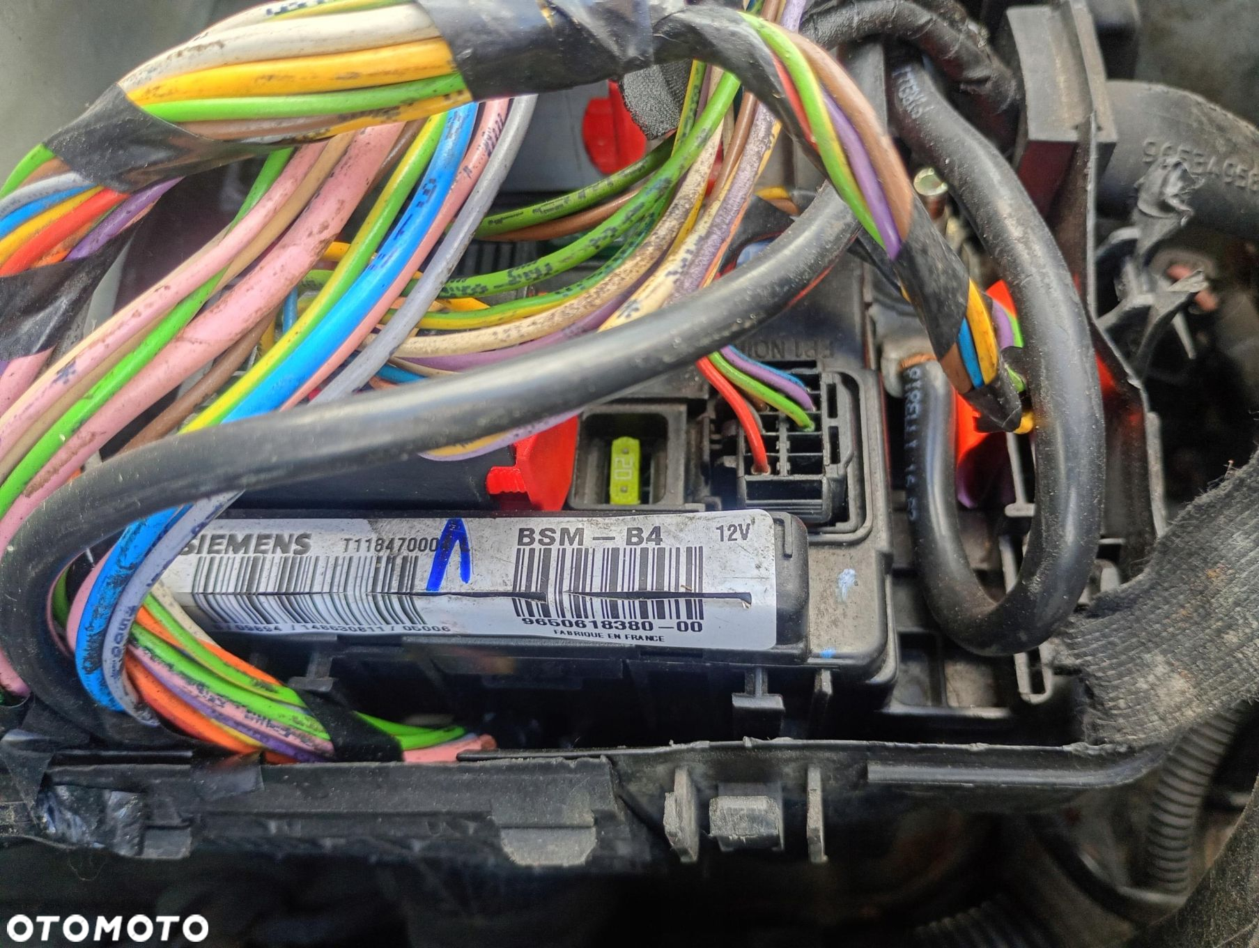 Citroen C2 03-09 SKRZYNKA BEZPIECZNIKÓW MODUŁ BSI OE 9650618380-00 1.4 HDI - 4