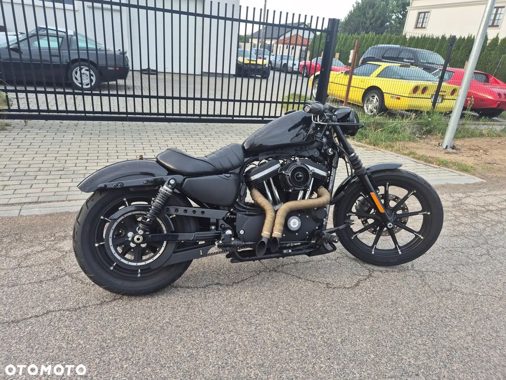 Harley-Davidson Sportster Iron 883 - 4