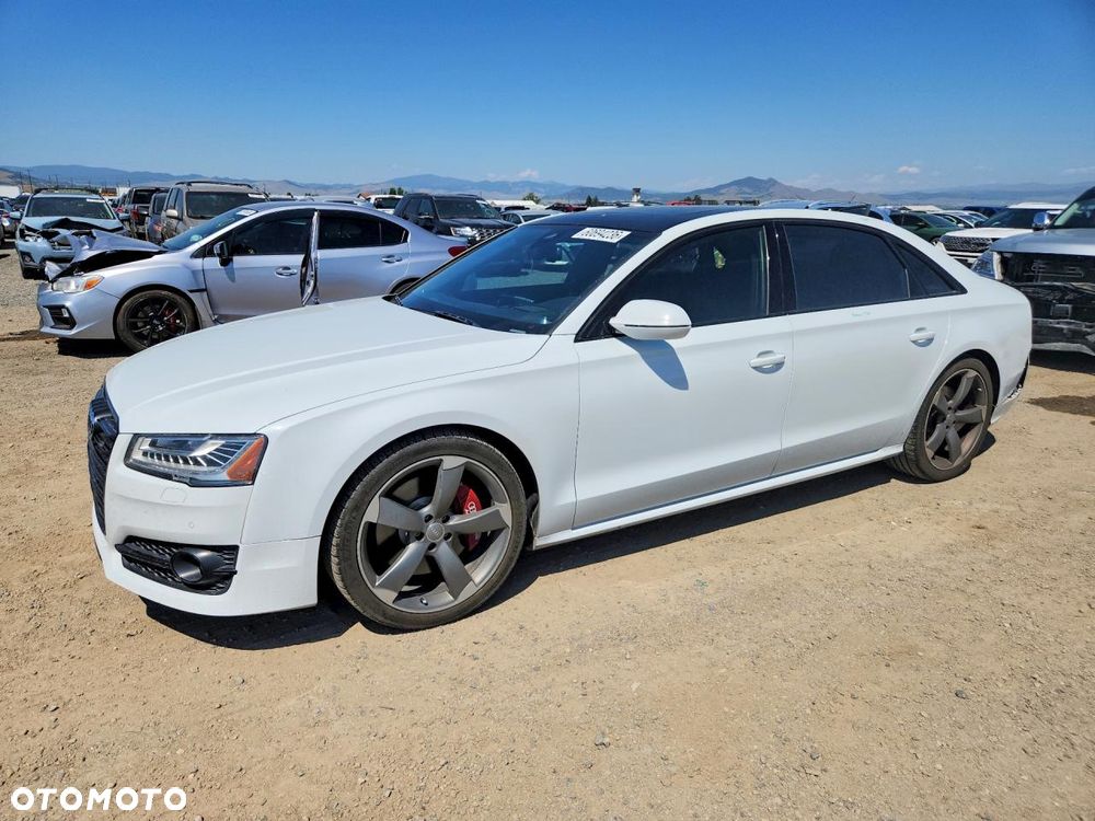 Audi A8 4.0 TFSI L Quattro - 1
