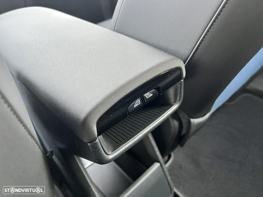 Volvo EX30 69 kWh Single Motor Extended Range Core - 25