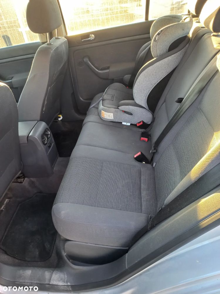 Volkswagen Golf Plus - 6