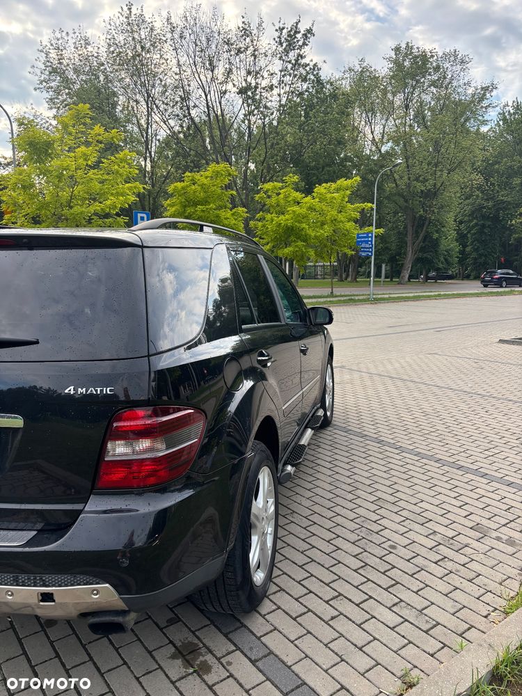 Mercedes-Benz ML - 4