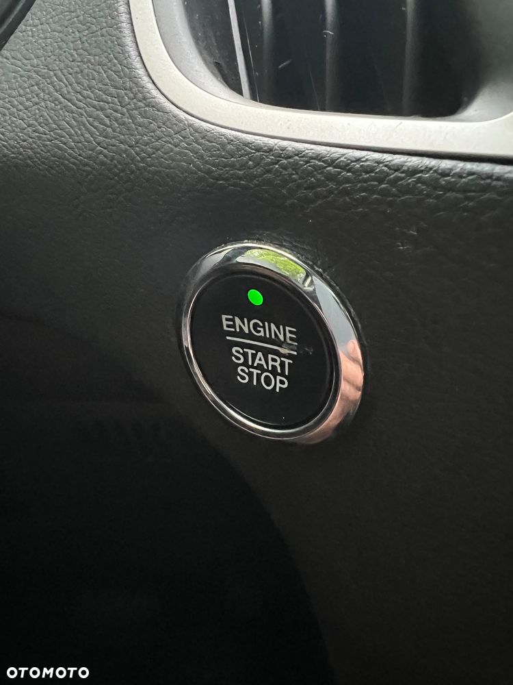 Ford S-Max 2.0 EcoBlue Titanium - 36