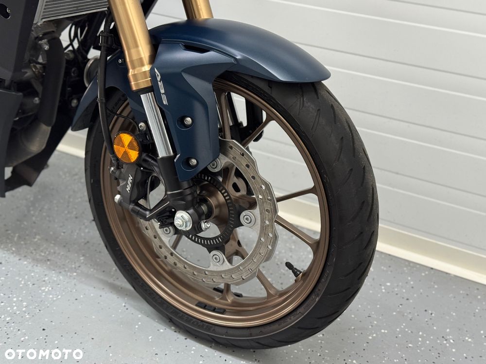 Honda CB - 13