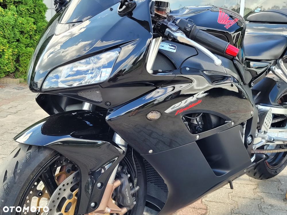 Honda CBR - 3