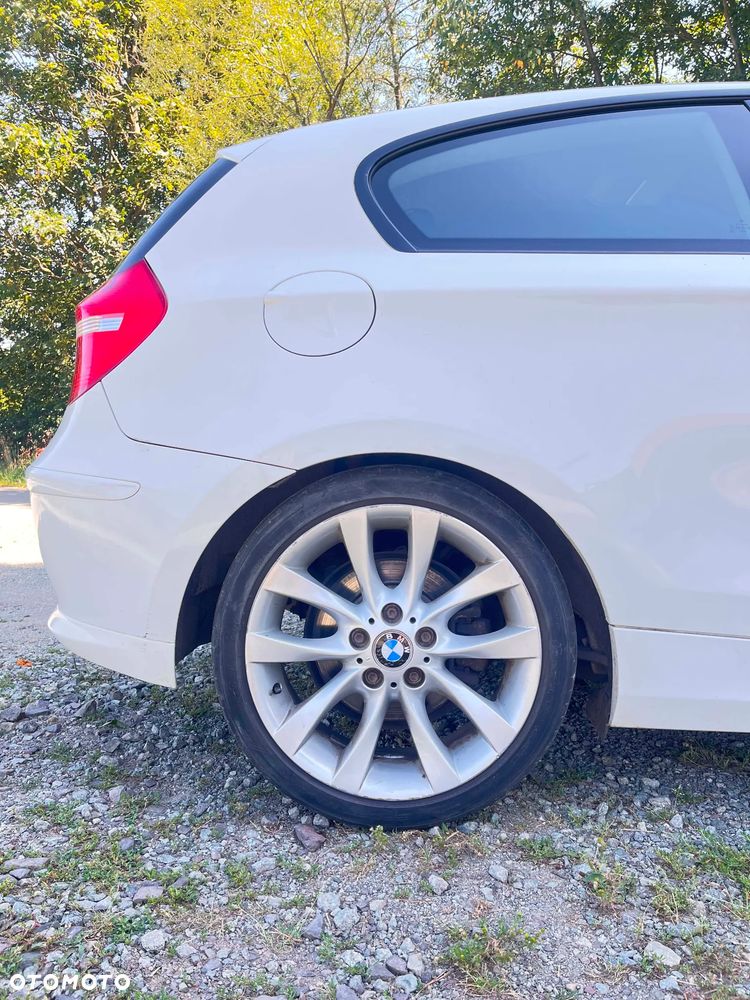 BMW Seria 1 120i - 6