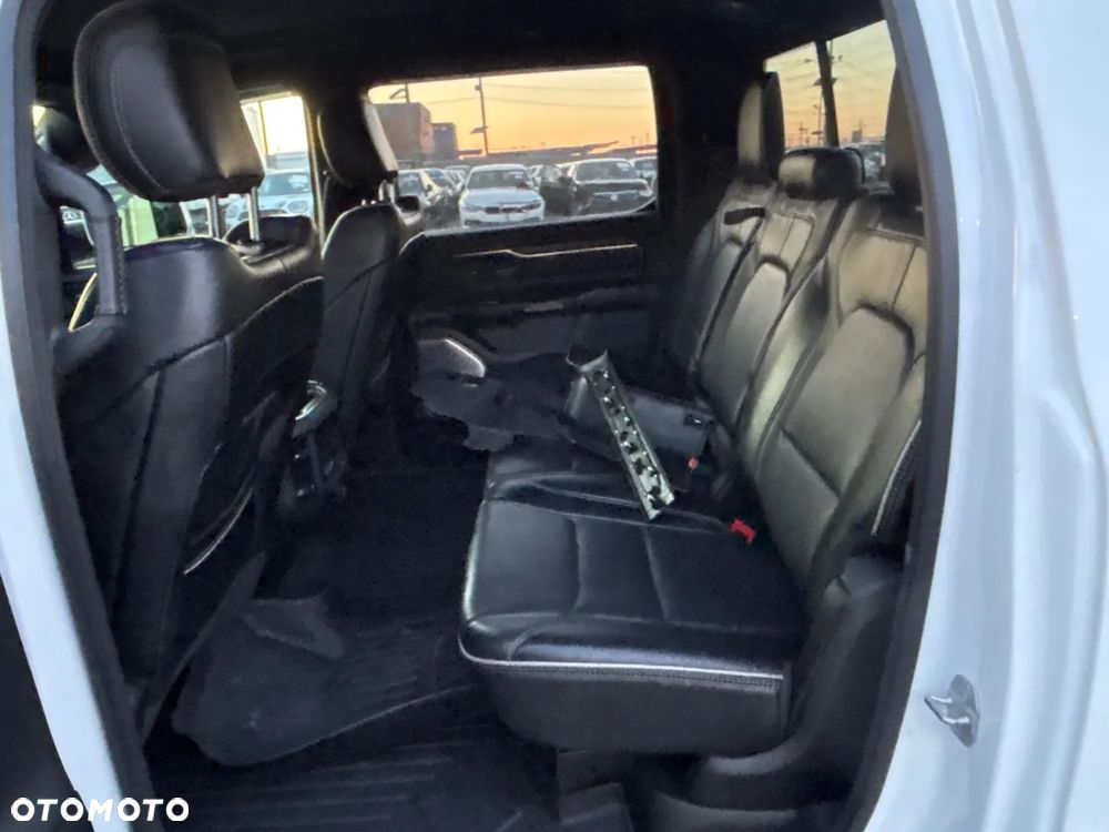 RAM 1500 Crew Cab Shortbed Limited - 6