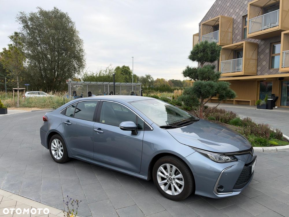 Toyota Corolla - 2