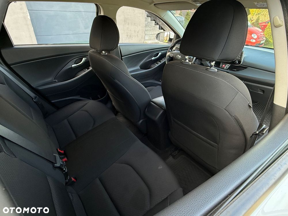 Hyundai i30 - 22