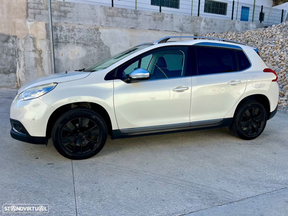 Peugeot 2008 1.2 PureTech Style - 7