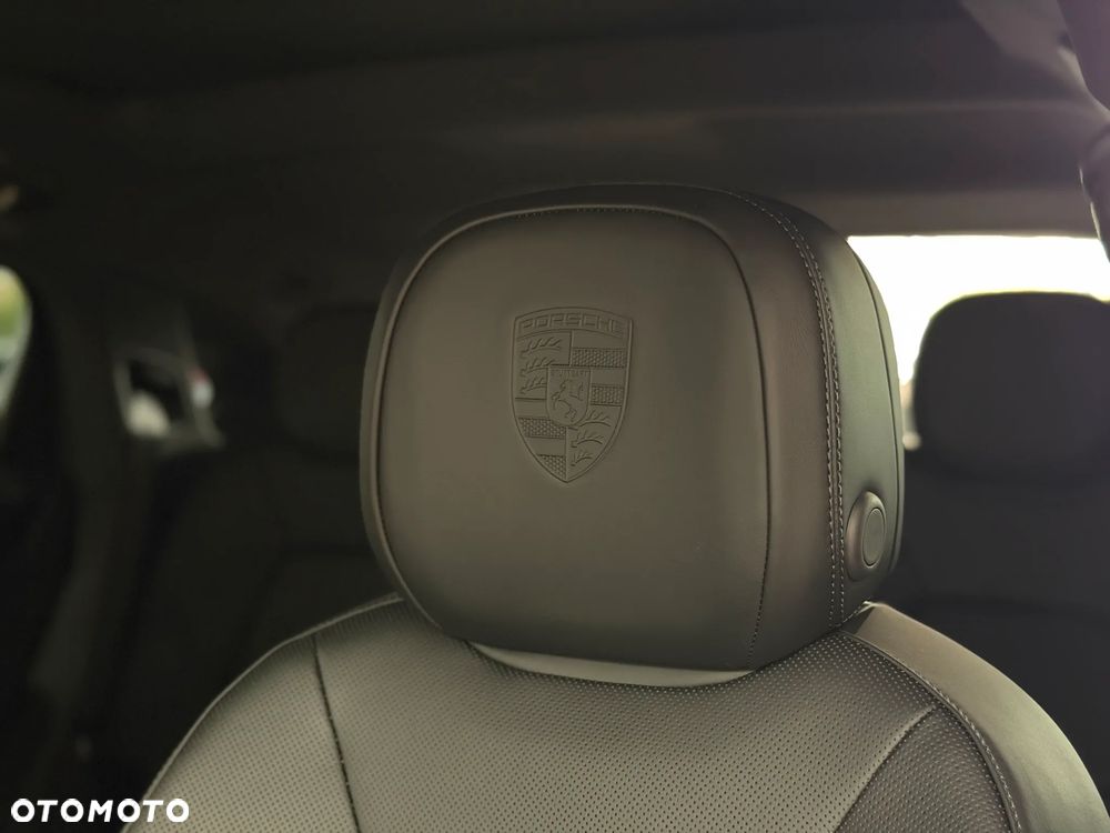 Porsche Cayenne Black Edition - 19