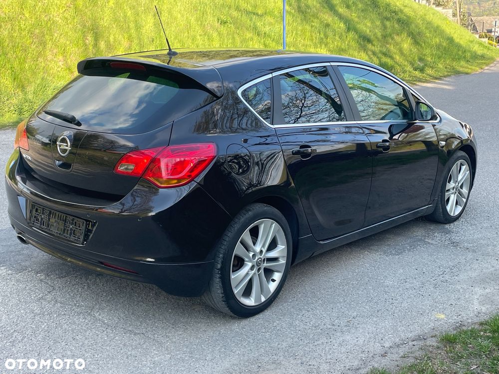 Opel Astra 1.4 Turbo Edition Sport - 4