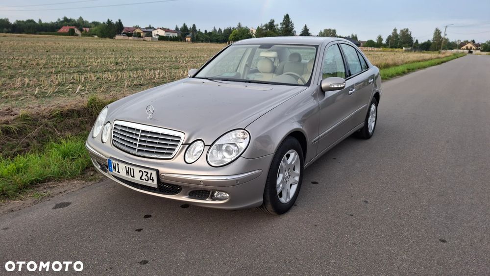 Mercedes-Benz Klasa E 350 7G-TRONIC Elegance - 35