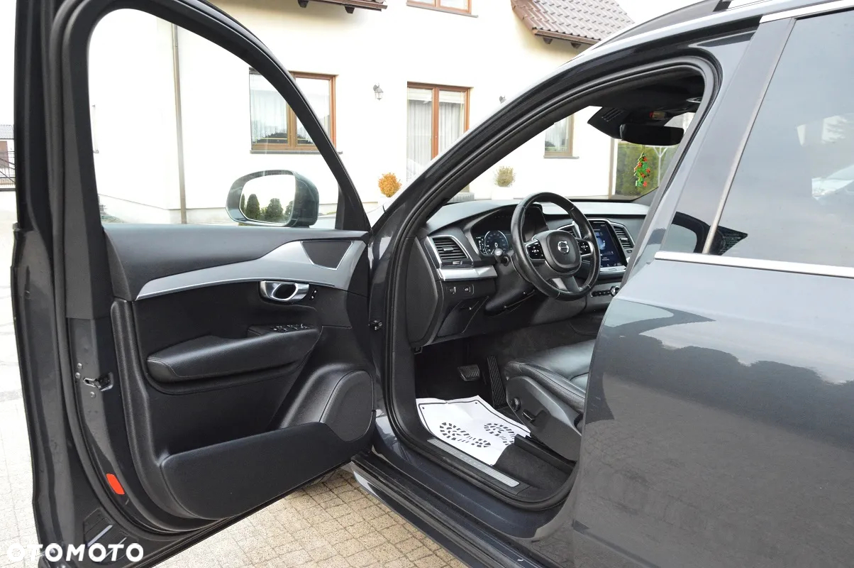Volvo XC 90 - 24