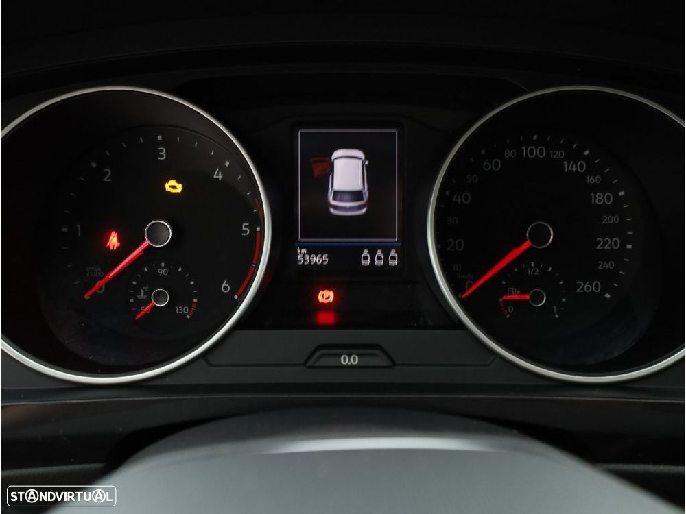 VW Tiguan 2.0 TDI Conceptline - 24