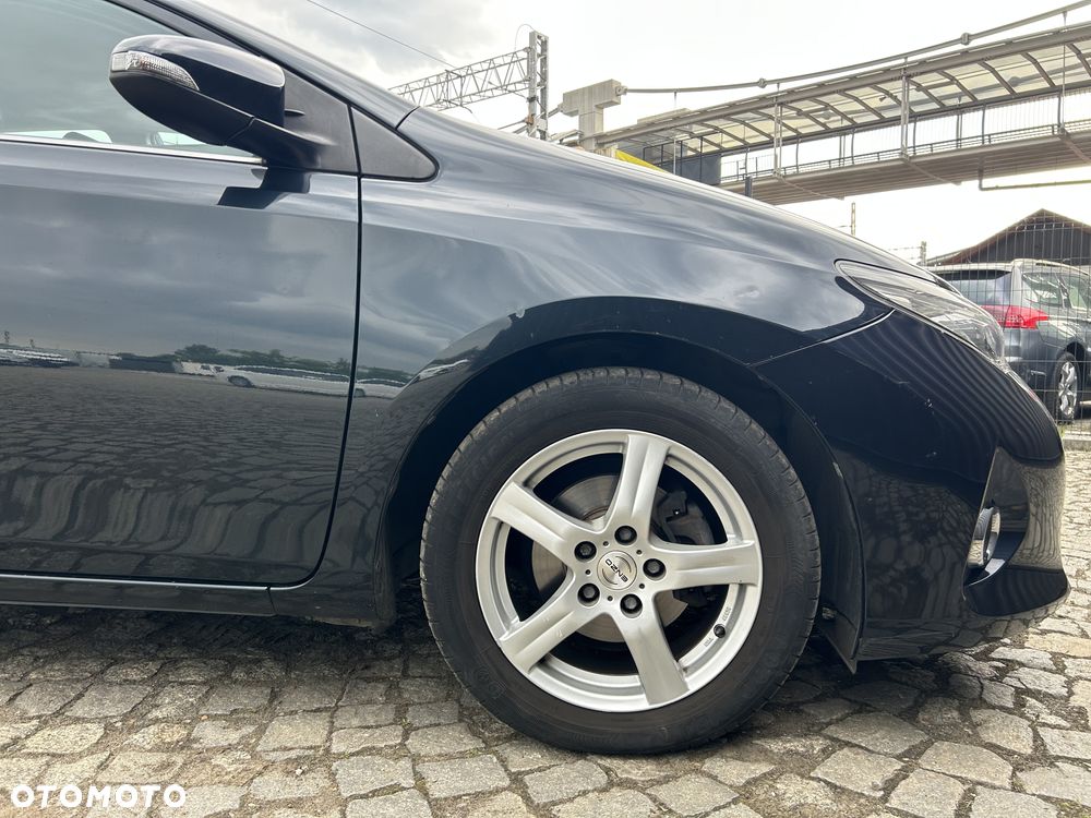 Toyota Auris - 36
