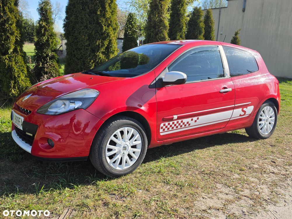 Renault Clio - 2