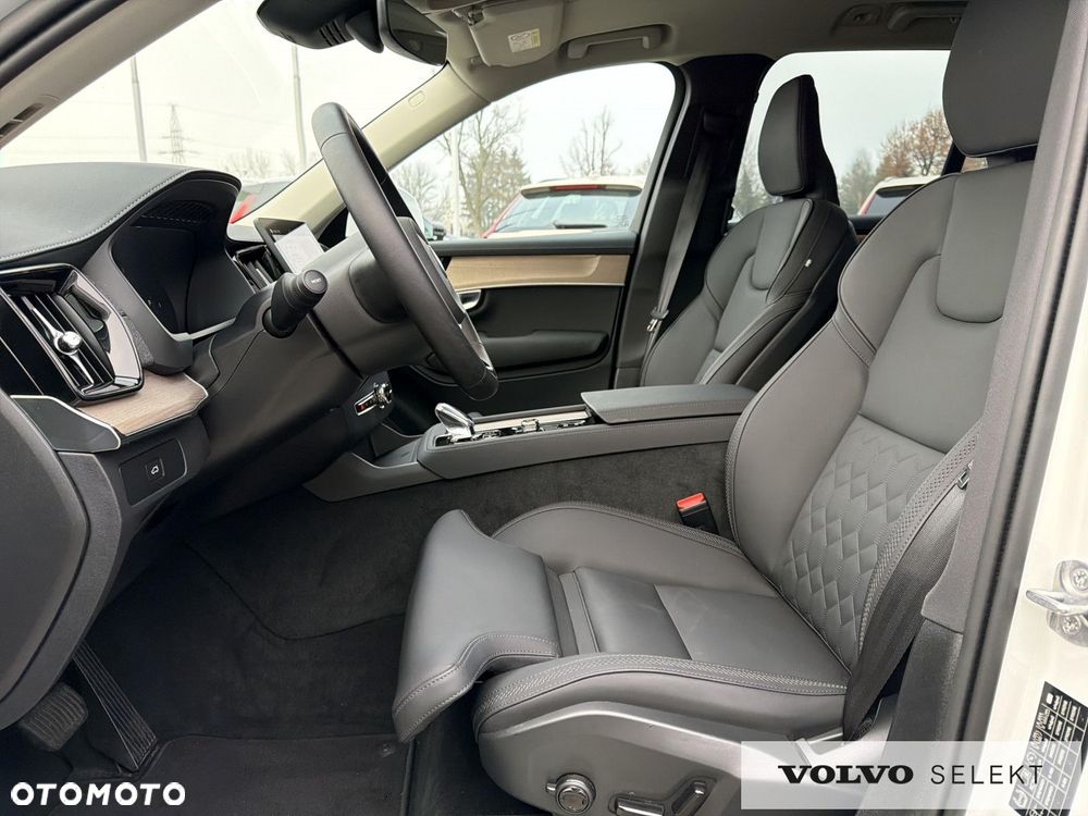 Volvo XC 90 - 11