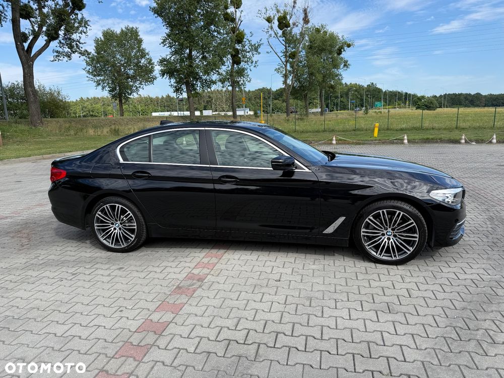 BMW Seria 5 520i - 6