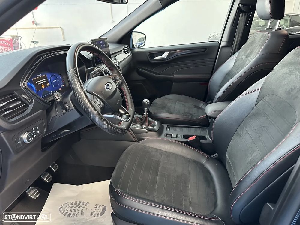 Ford Kuga 1.5 EcoBoost ST-Line - 12