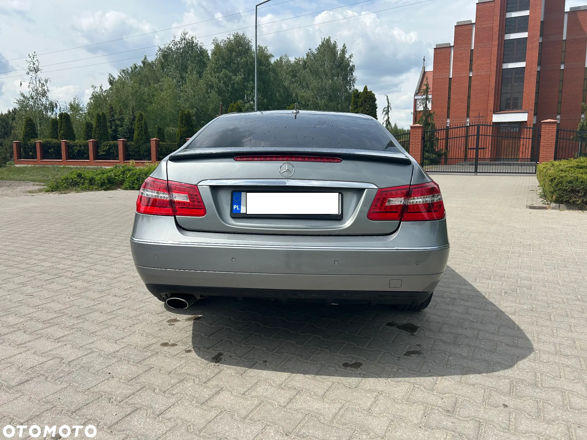 Mercedes-Benz Klasa E 250 CGI BlueEffICIENCY - 13