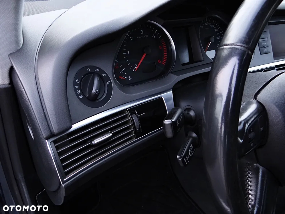 Audi A6 3.0 TDI Quattro Tiptronic - 29