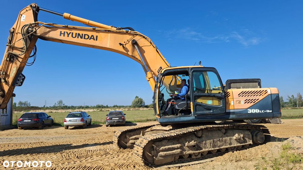 Hyundai R300 LC 9A - 12