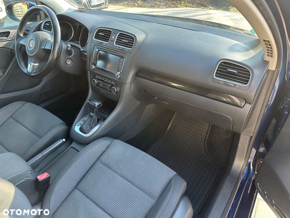 Volkswagen Golf 1.6 Trendline DSG - 13