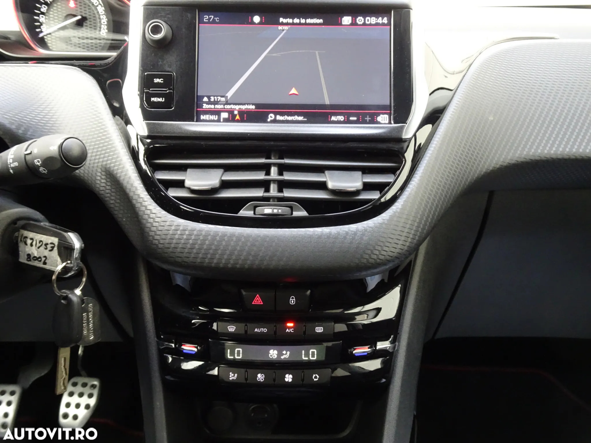 Peugeot 2008 1.2 L PureTech STT GT Line - 23