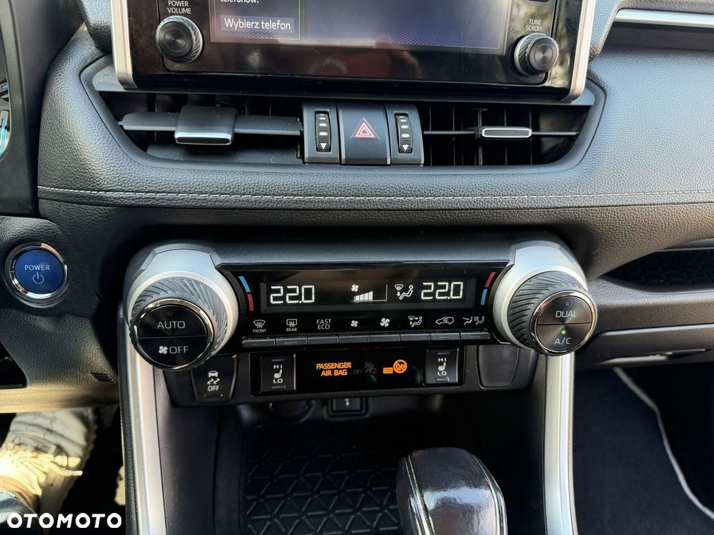 Toyota RAV4 - 18