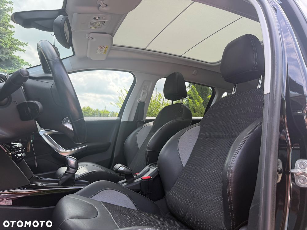 Peugeot 2008 PureTech 110 Stop&Start Allure - 21