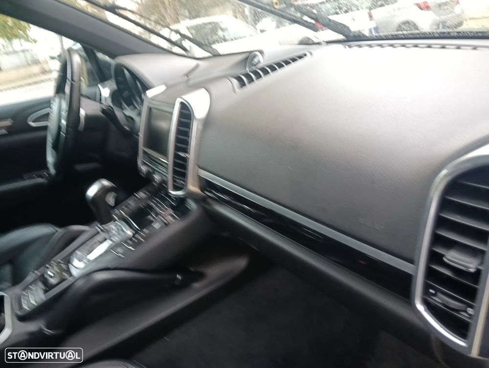 Porsche Cayenne Tiptronic - 8