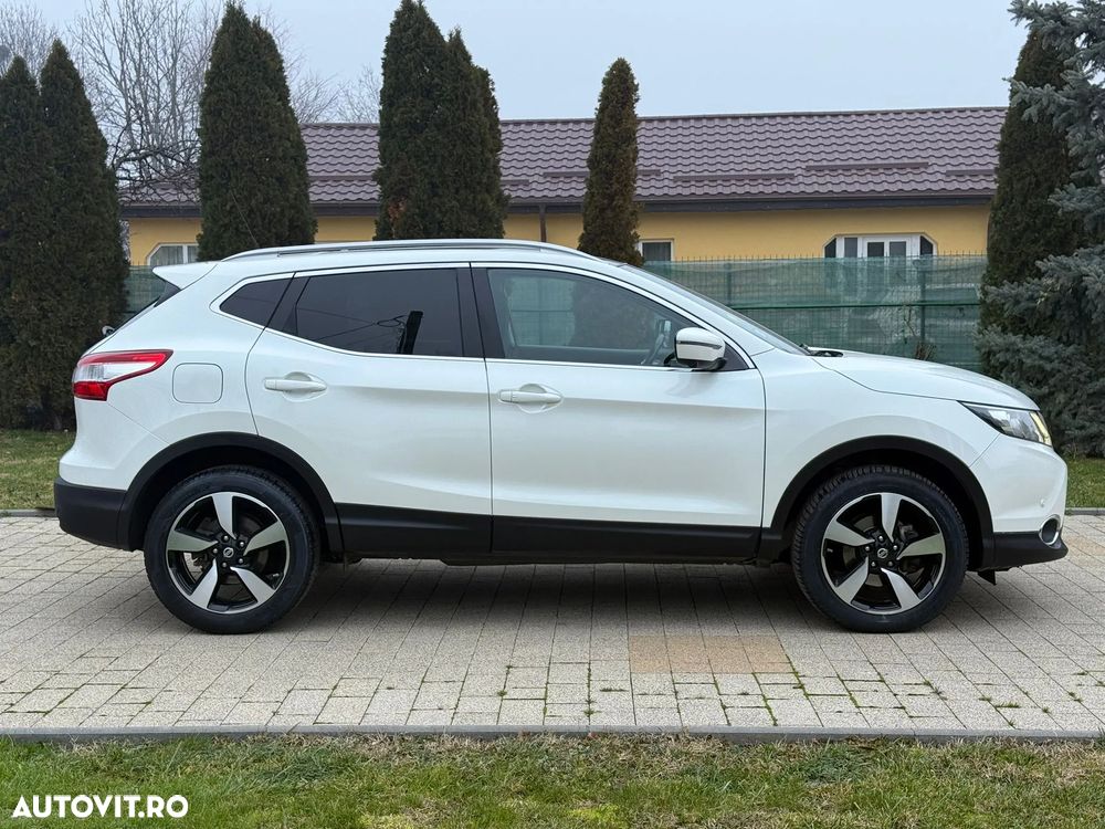 Nissan Qashqai 1.6 DCI N-Connecta - 21