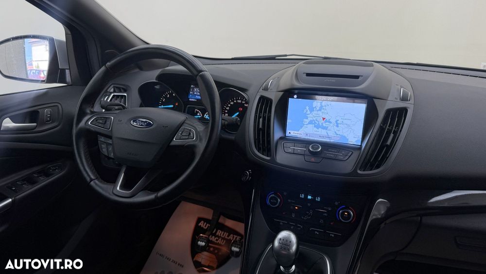 Ford Kuga 1.5 EcoBoost 2WD Titanium - 14