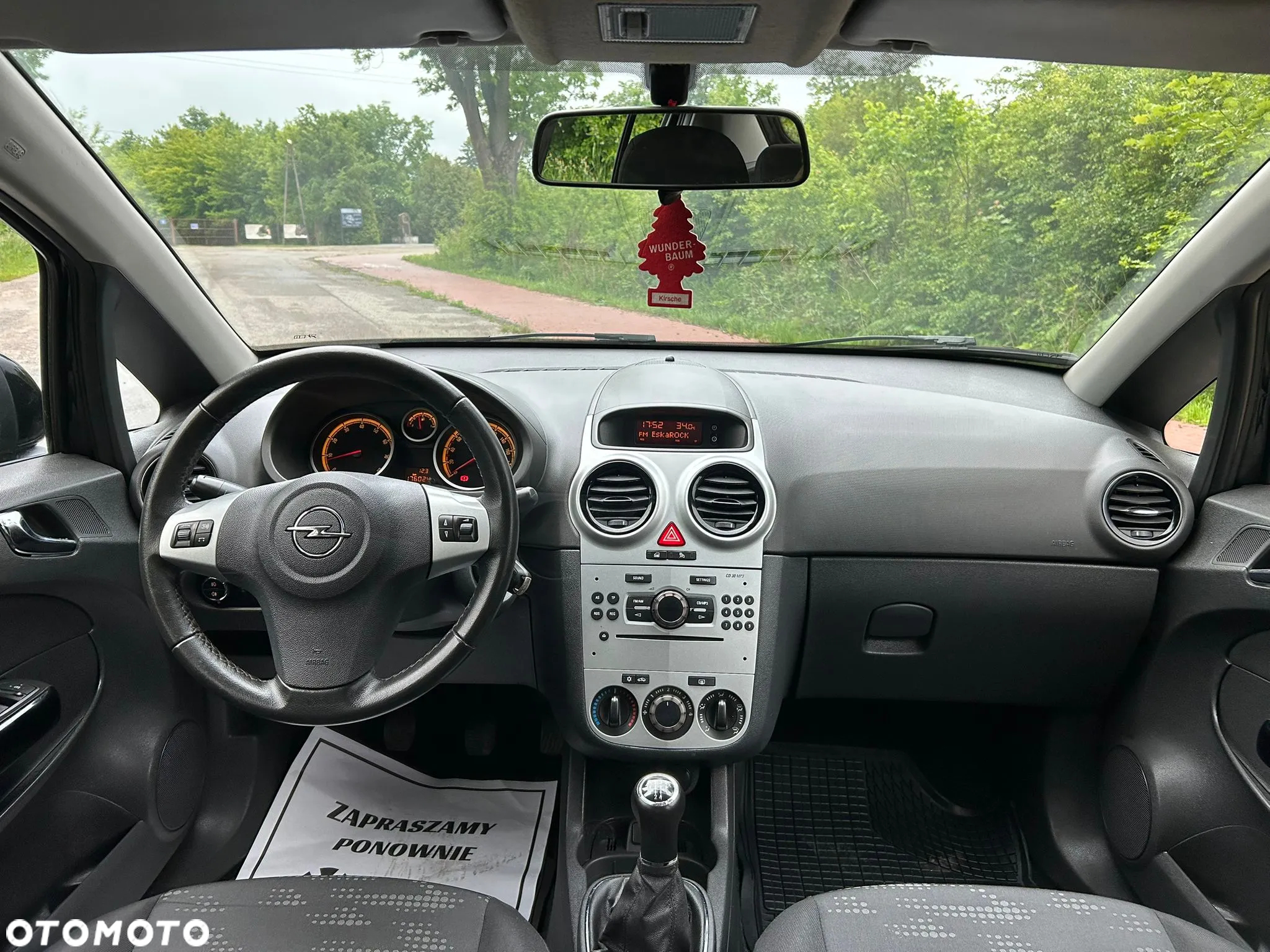 Opel Corsa 1.2 16V Enjoy - 9