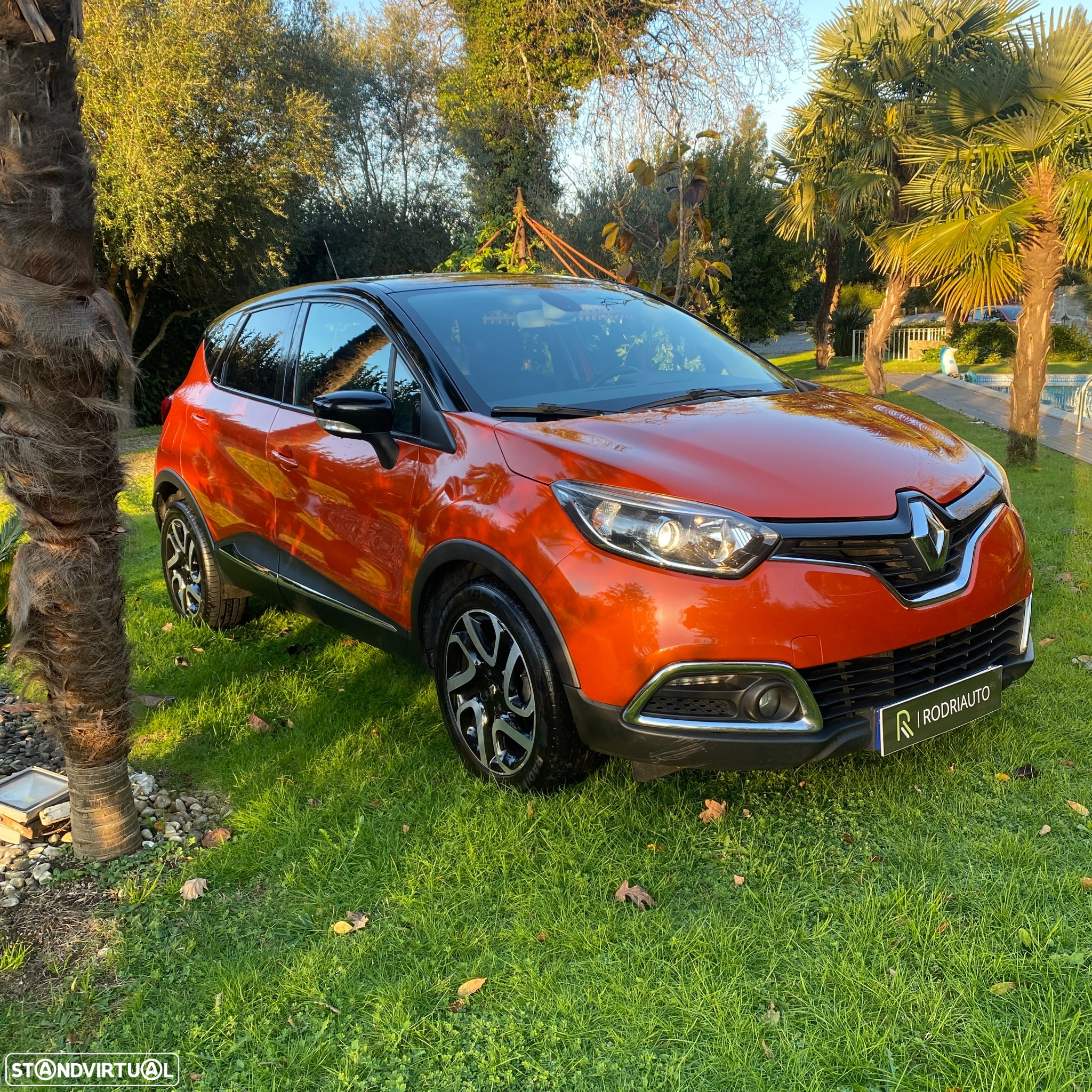 Renault Captur 1.5 dCi Exclusive - 4