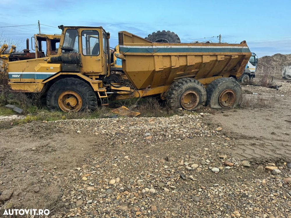 Caterpillar JCB, Liebherr, Komatsu Dezmembrez utilaje - 9
