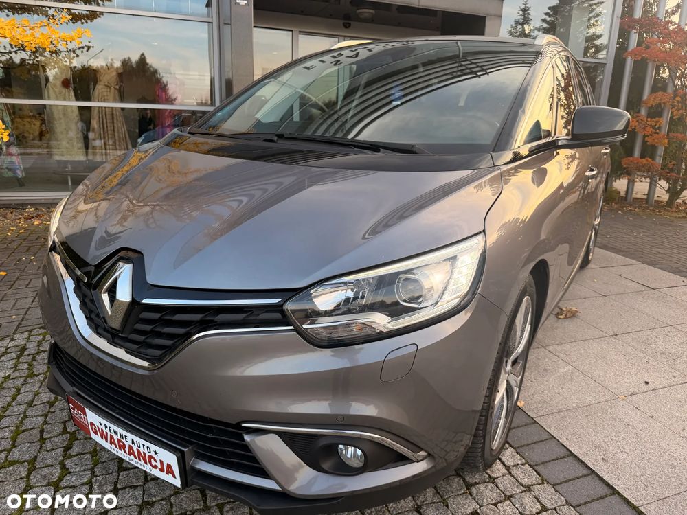 Renault Grand Scenic - 25