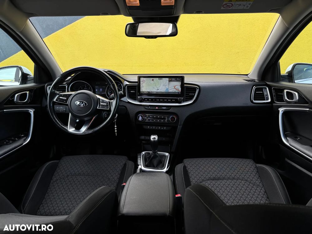 Kia Ceed - 6
