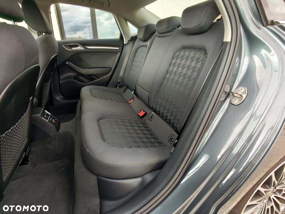 Audi A3 Limousine 1.4 TFSI S tronic S line Sportpaket - 7