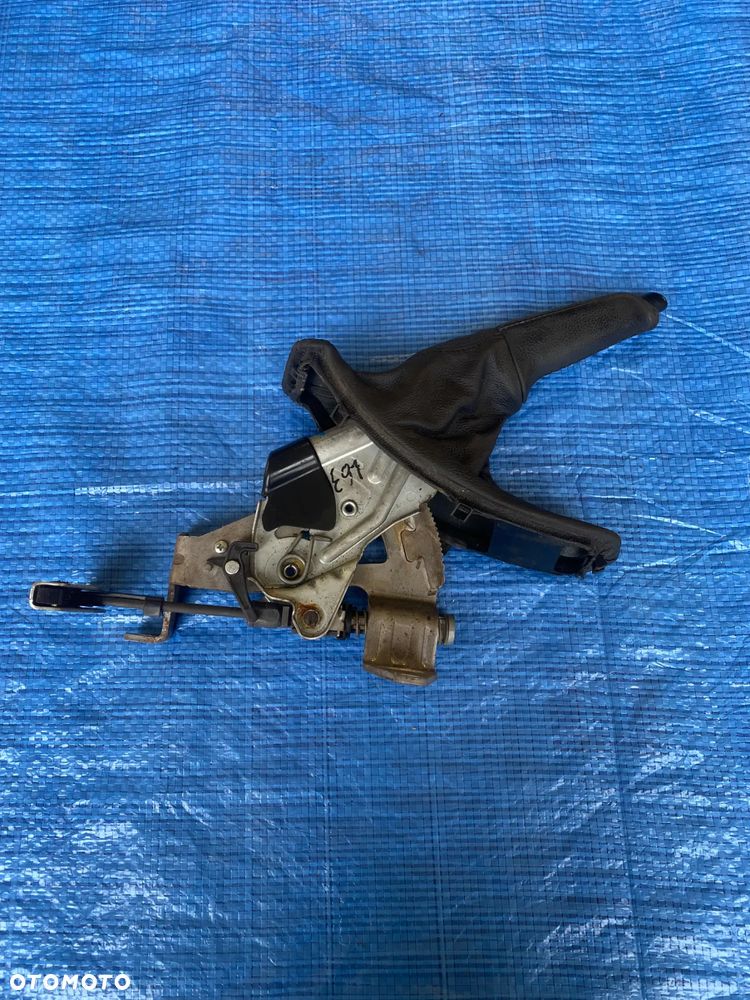 DŹWIGNIA HAMULCA RĘCZNEGO EUROPA bmw E90 E92 E87 E82 SKÓRA 3440676492402 - 2