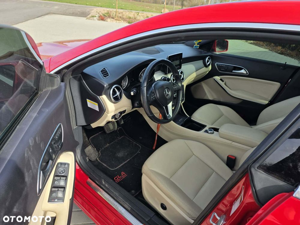 Mercedes-Benz CLA 250 7G-DCT Edition 1 - 10