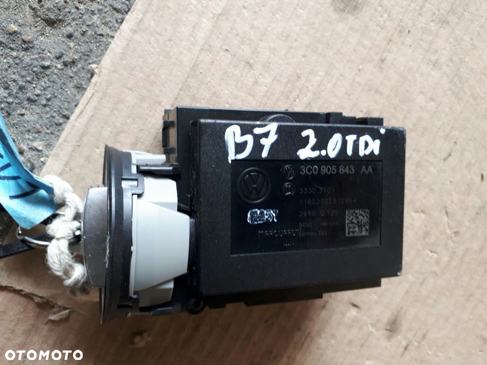 VW PASSAT B7 2.0 TDI STACYJKA KLUCZYK 3C0905843AA - 1