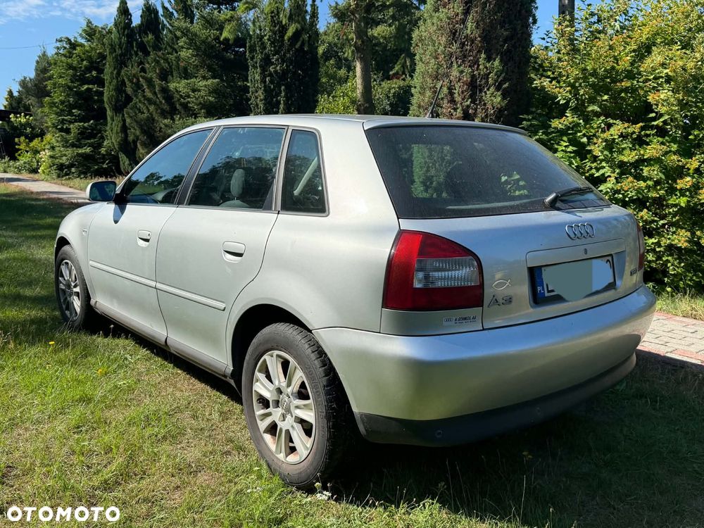 Audi A3 Sportback - 3