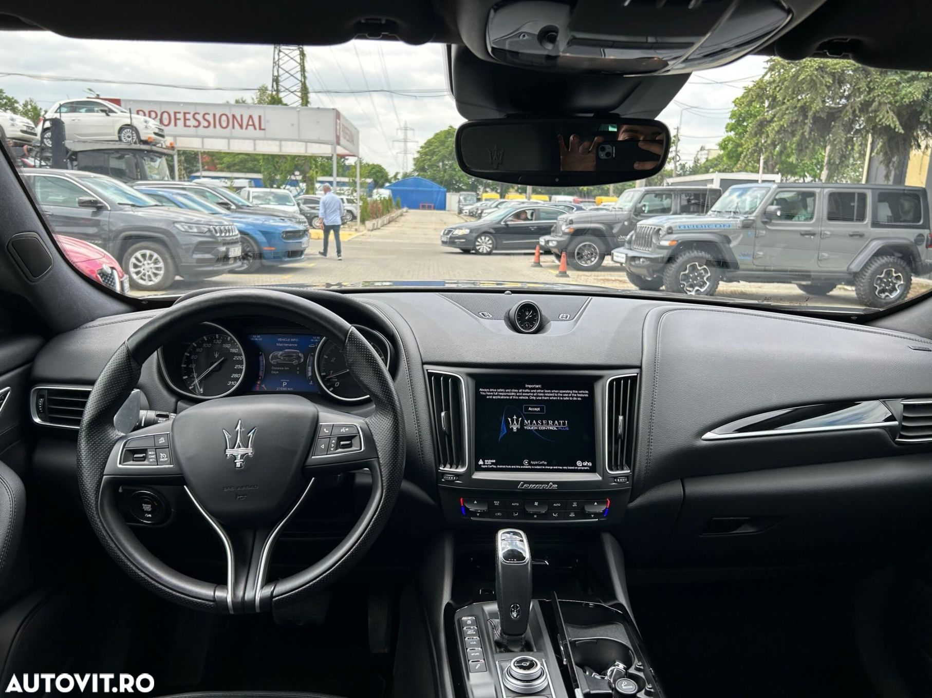 Maserati Levante - 12