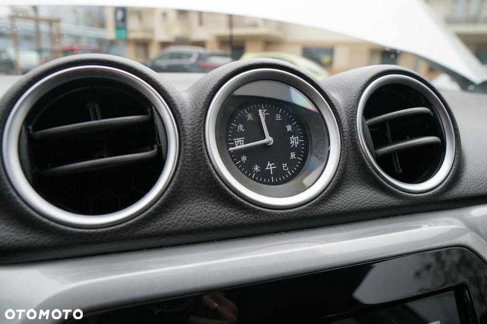 Suzuki Vitara 1.6 Comfort 2WD - 18
