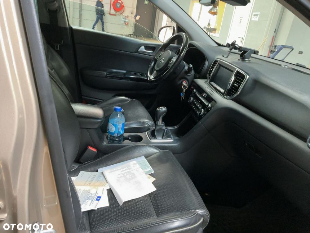 Kia Sportage 1.6 GDI L 2WD - 6