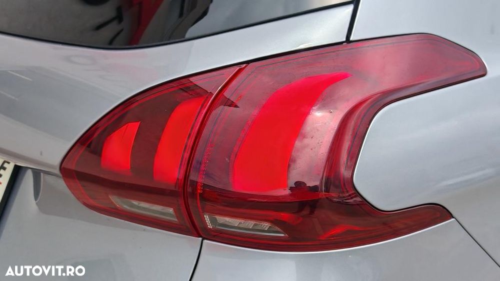 Peugeot 2008 PureTech 110 Stop&Start EAT6 Crossway - 28