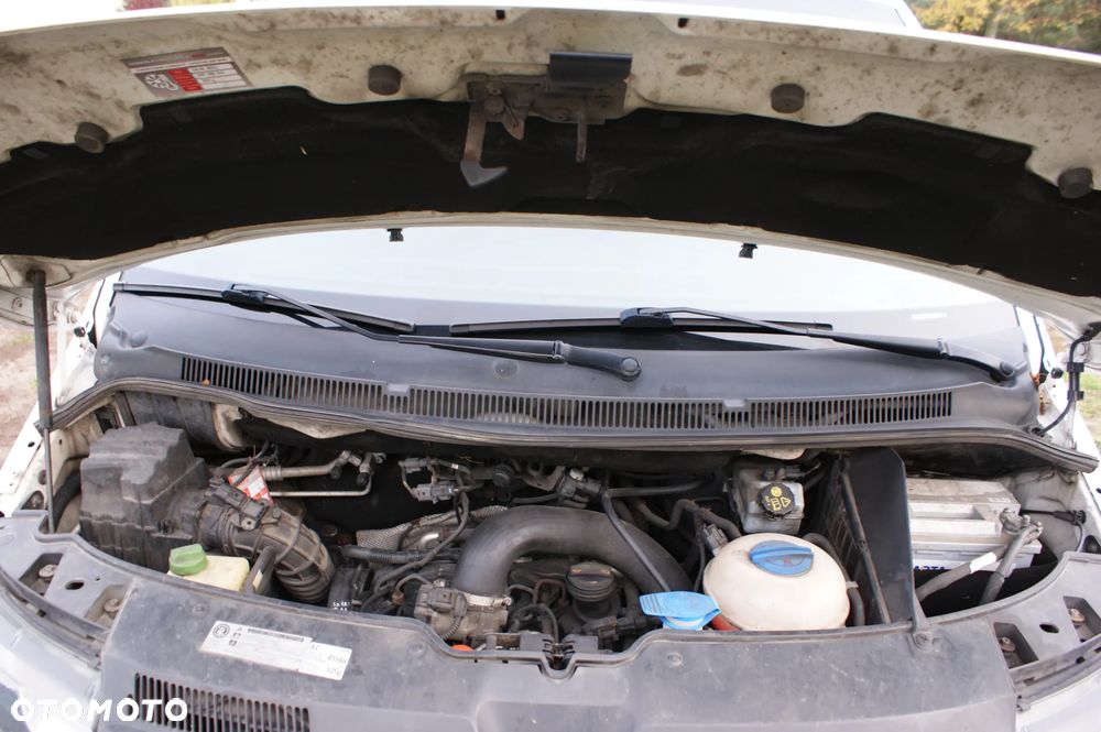 Volkswagen TRANSPORTER T5 - 14