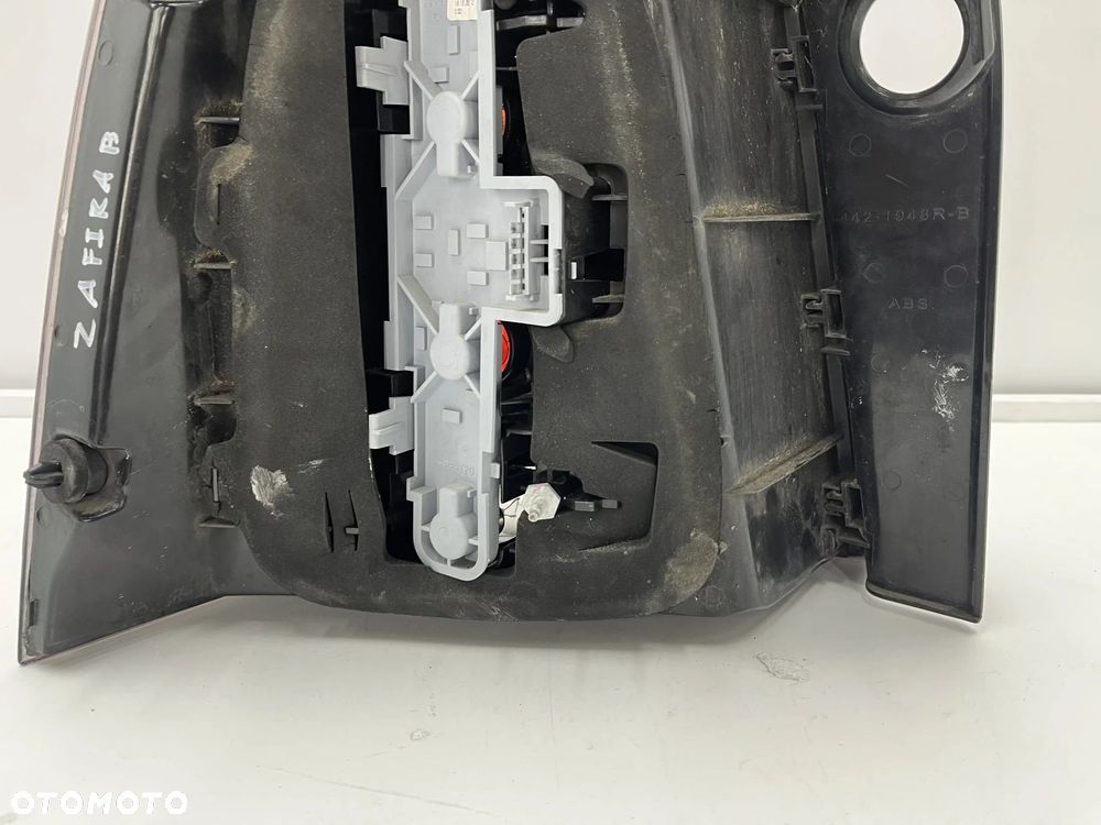 Lampa Opel Zafira B 05-08r Prawa tylna Prawy tył EU 4421948 - 8